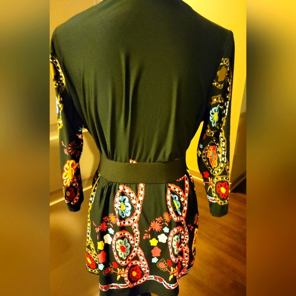 Ladies Multi-colored Top - Picture 2 of 2